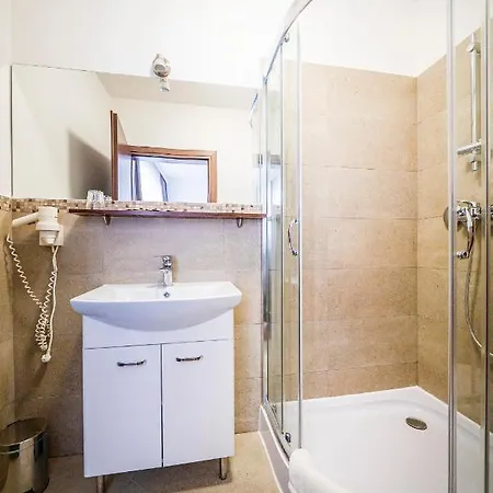 Marina & アパート