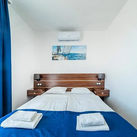 Marina & Lejlighed *