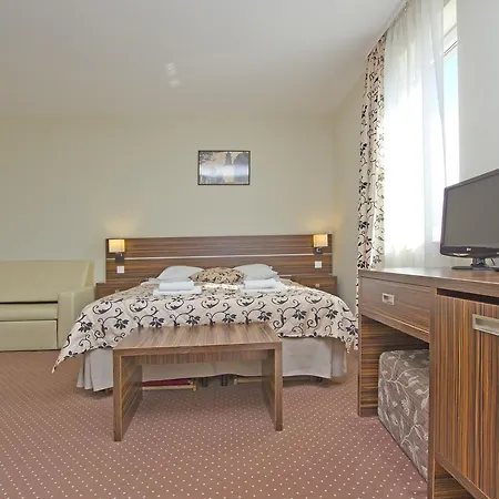 Marina & アパート